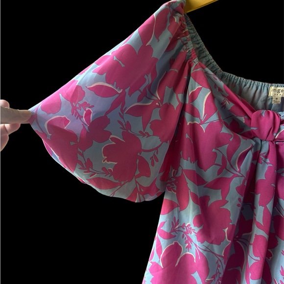 UMGEE women Size M PUP shoulder Off blouse pink and Blue color - Picture 12 of 16